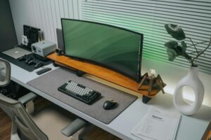 Tips for Creating an Organized and Productive Home Workspace