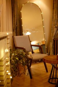 Simple Tips for Creating a Cozy and Inviting Home Environment